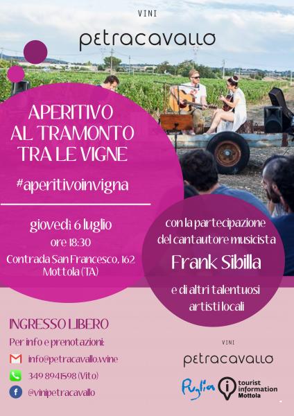 Aperitivo al tramonto tra le vigne di Petracavallo