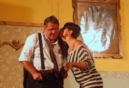 Nel Giardino storico della Distilleria De Giorgi la commedia “Saverio Pennellessa”